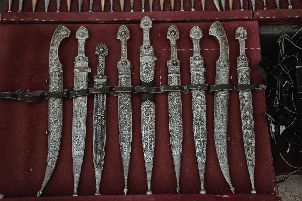 The History of Knives: Ancient Tools to Modern Masterpieces
